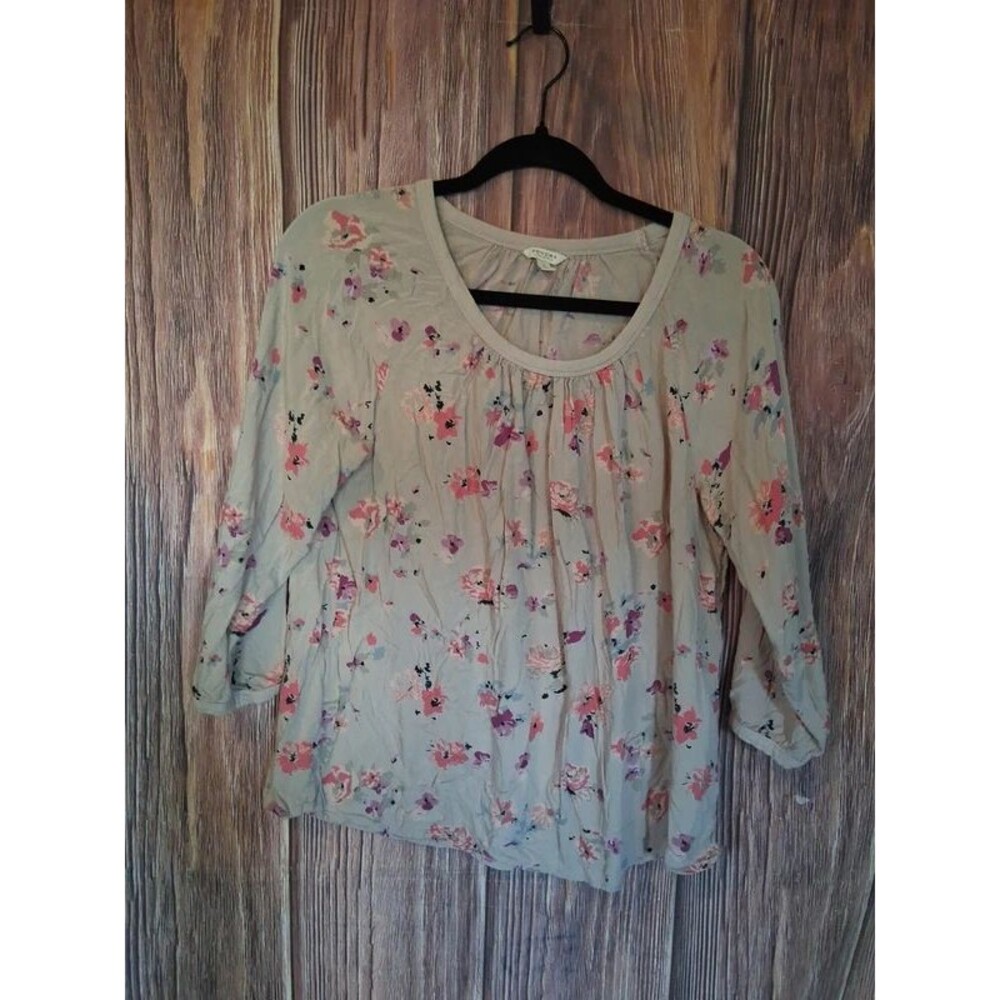 Sonoma quarter sleeve floral top size large